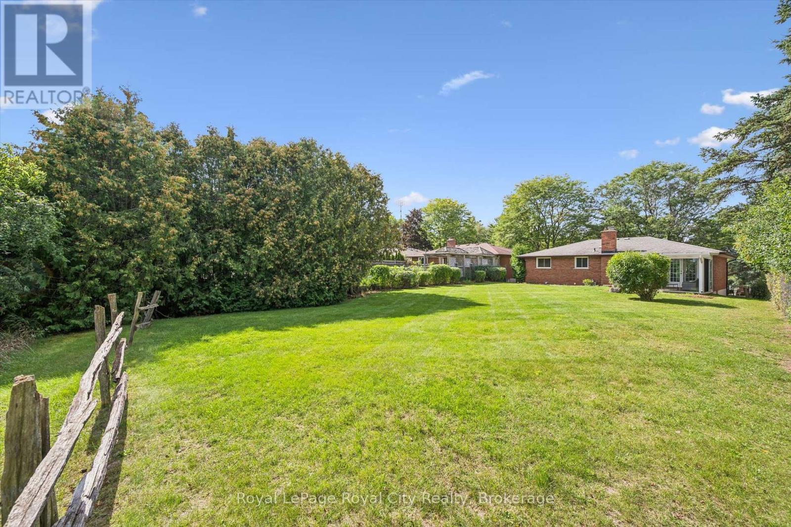40 Bishop Court, Guelph, Ontario  N1G 2R9 - Photo 35 - X13781712