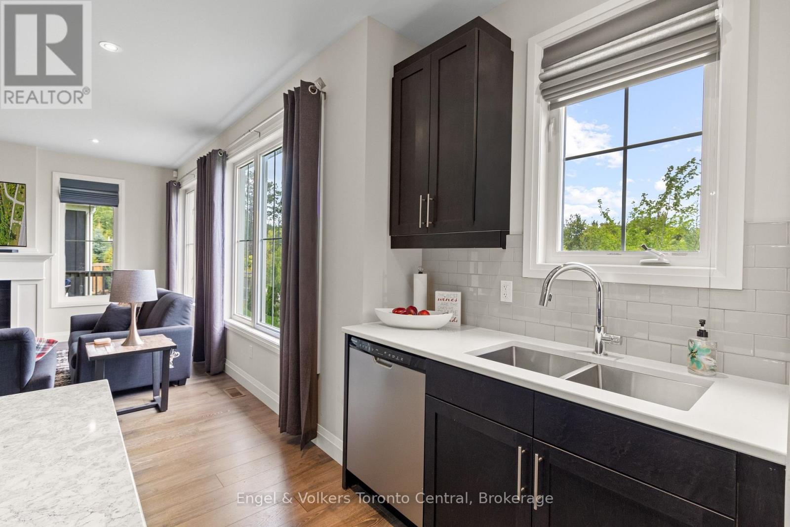 360 Yellow Birch Crescent, Blue Mountains, Ontario  L9Y 0Y1 - Photo 7 - X13781768