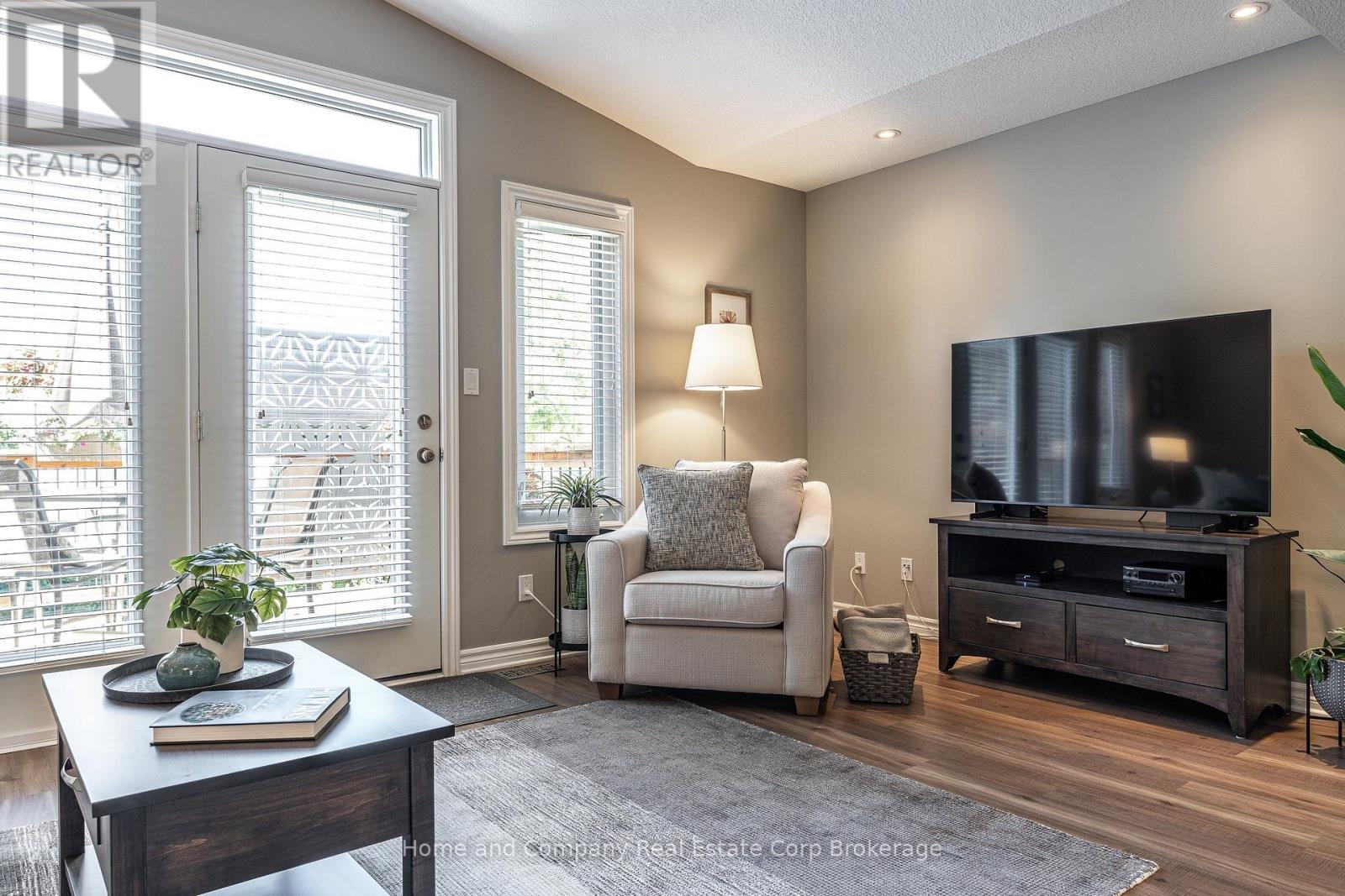 26 Harrison Street, Stratford, Ontario  N5A 0A4 - Photo 12 - X13781784