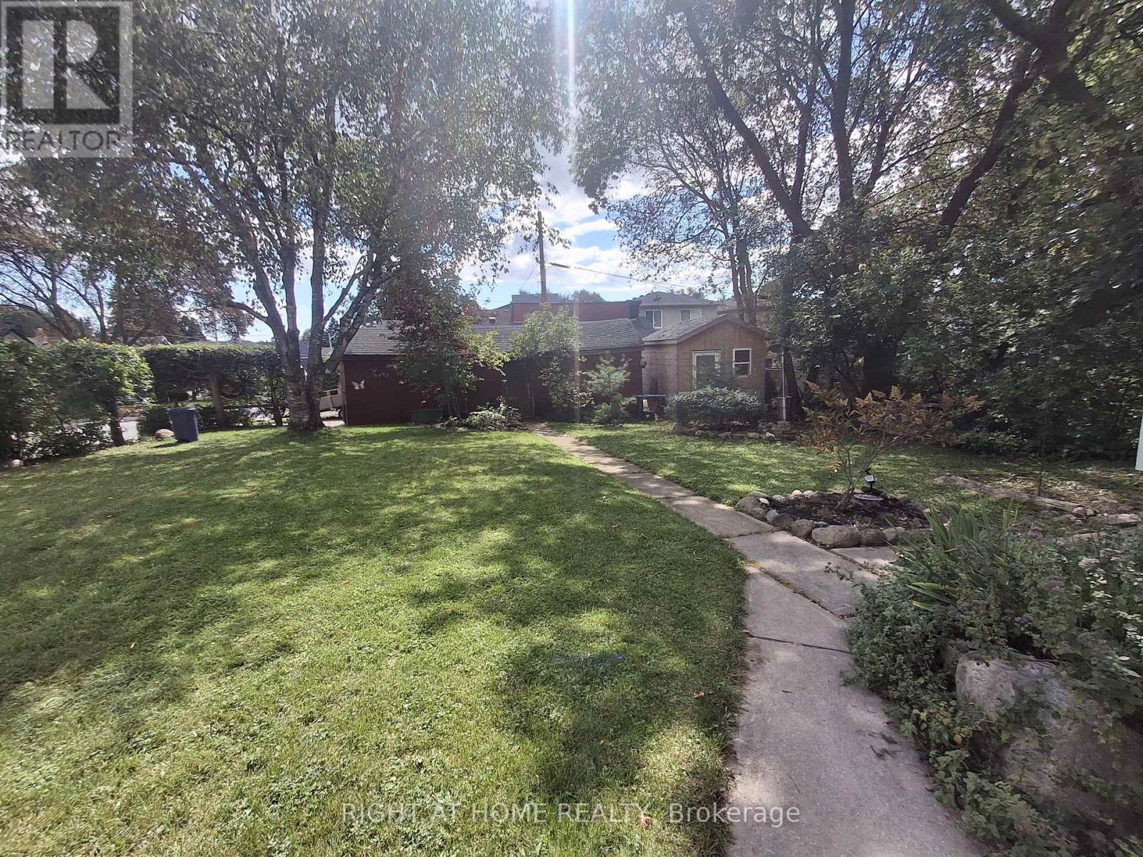 Basement - 109 Furnival Road S, Toronto, Ontario  M4B 1W6 - Photo 12 - E13735132