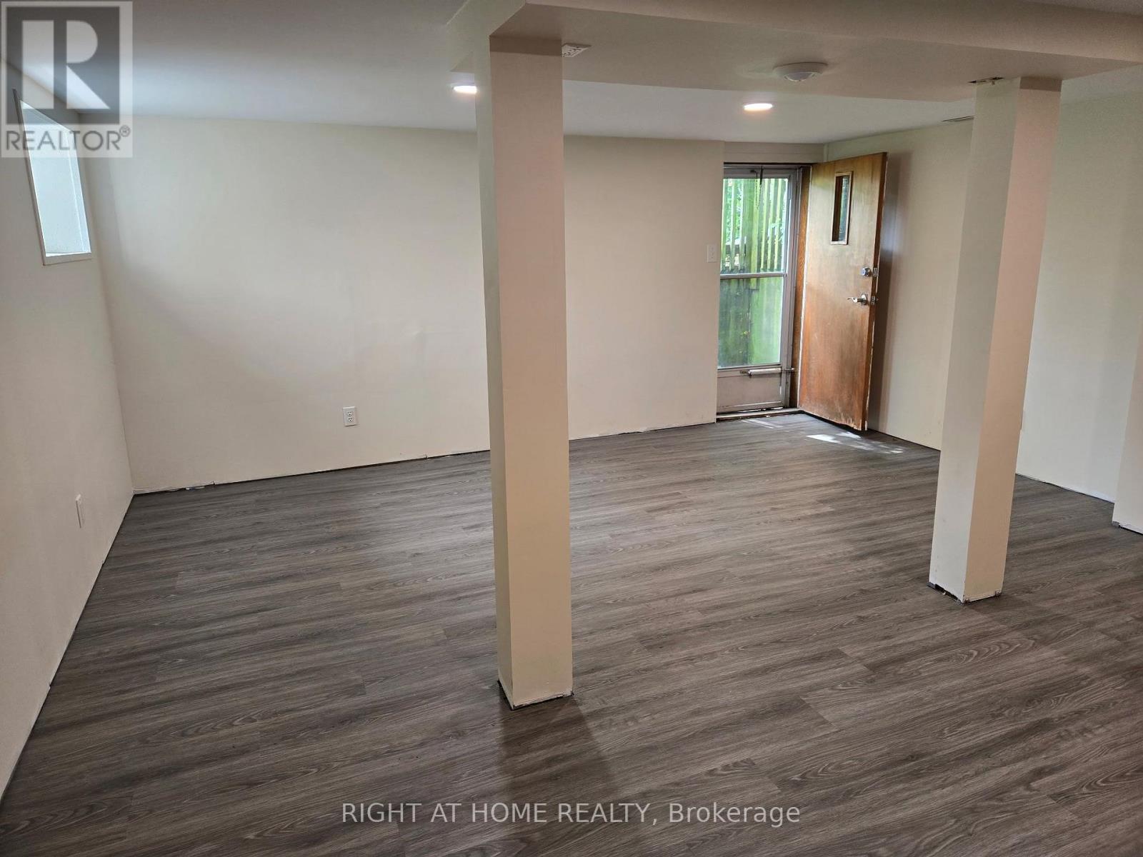 Basement - 109 Furnival Road S, Toronto, Ontario  M4B 1W6 - Photo 3 - E13735132