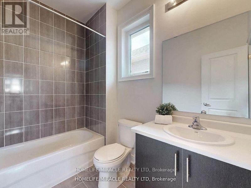 25 Joiner Circle, Whitchurch-Stouffville, Ontario  L4A 4W9 - Photo 38 - N13781762