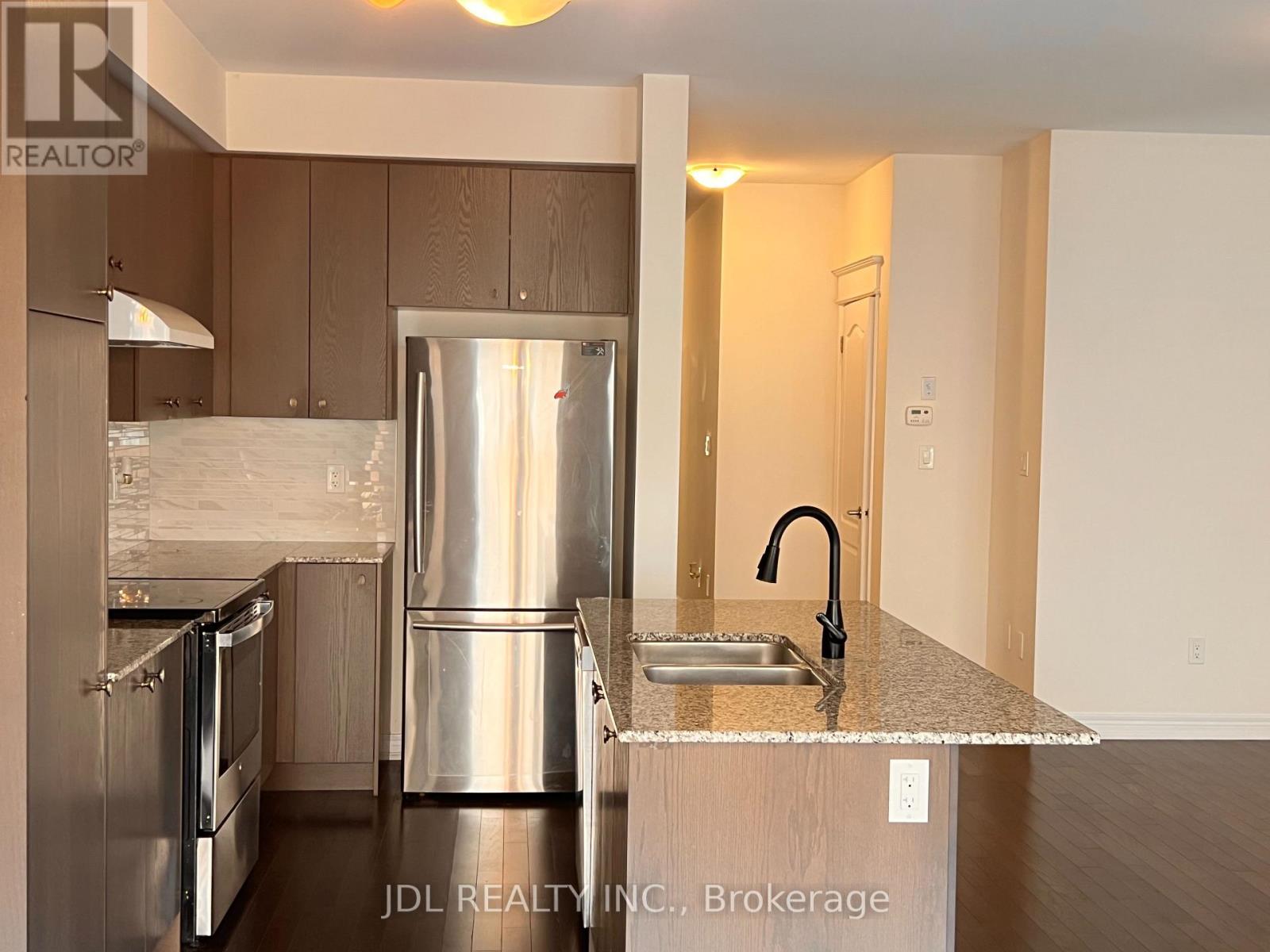 6 Twinflower Lane, Richmond Hill (Oak Ridges Lake Wilcox), Ontario  L4E 1E7 - Photo 14 - N13781796