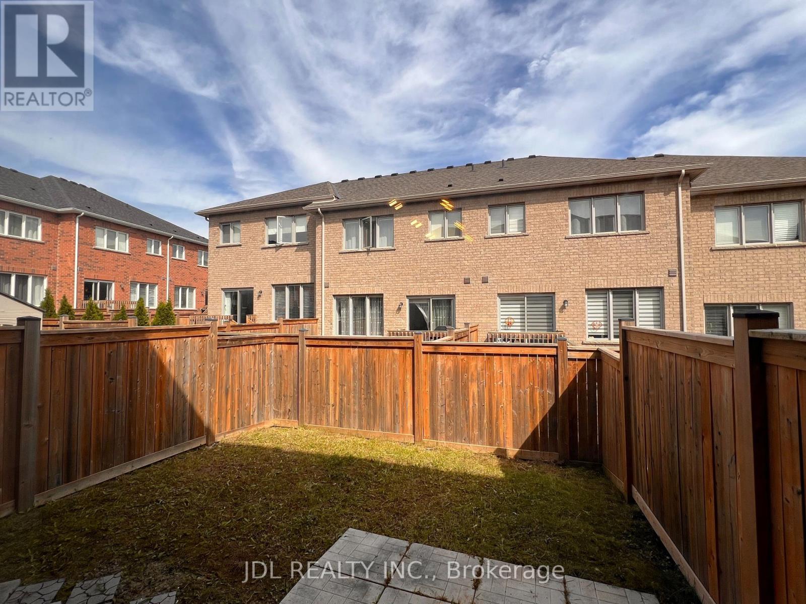 6 Twinflower Lane, Richmond Hill (Oak Ridges Lake Wilcox), Ontario  L4E 1E7 - Photo 33 - N13781796