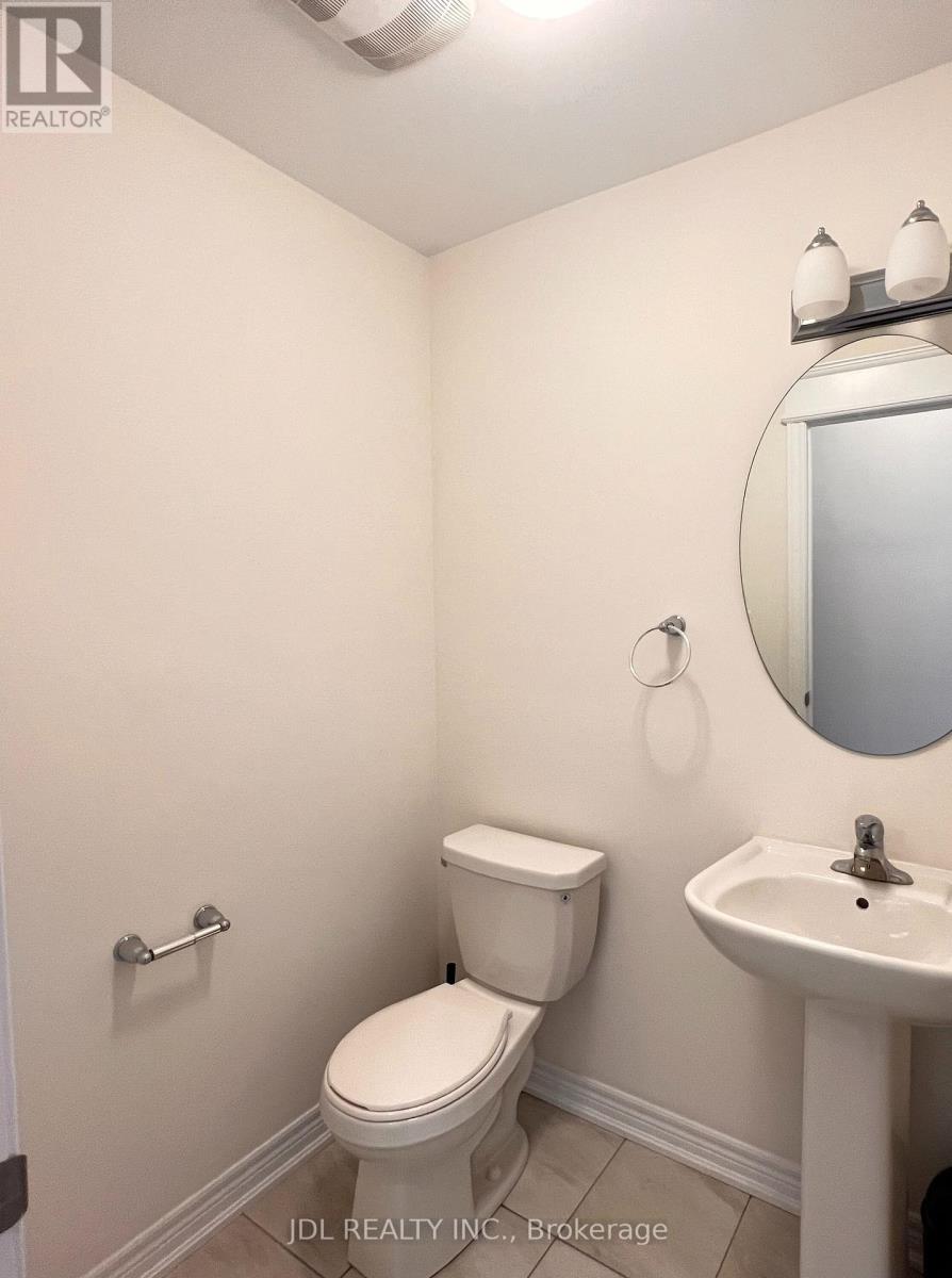 6 Twinflower Lane, Richmond Hill (Oak Ridges Lake Wilcox), Ontario  L4E 1E7 - Photo 6 - N13781796