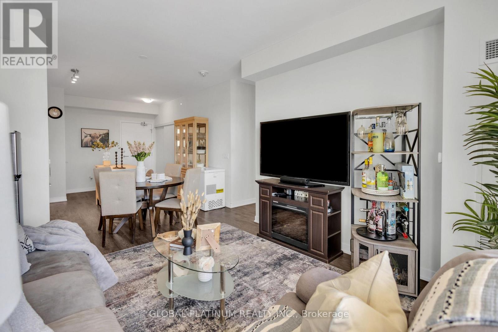 713 - 6 David Eyer Road, Richmond Hill, Ontario  L4S 0N5 - Photo 11 - N13781812