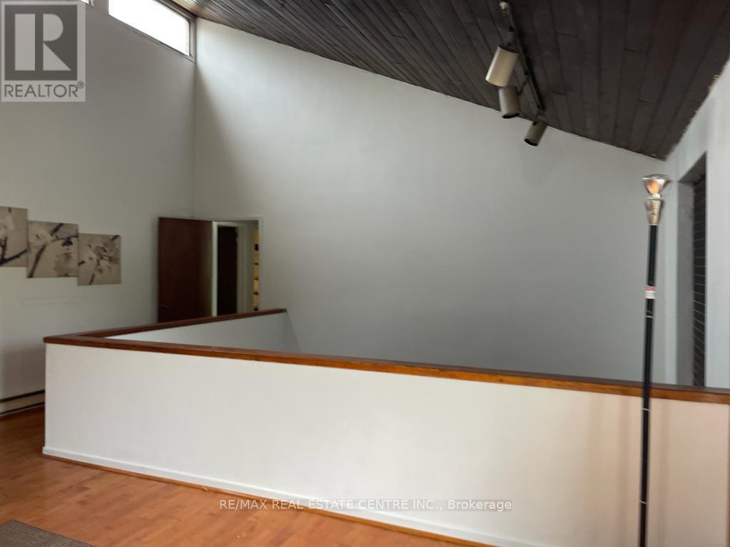 3274 Mississauga Road, Mississauga, Ontario  L5L 1J4 - Photo 12 - W13781732
