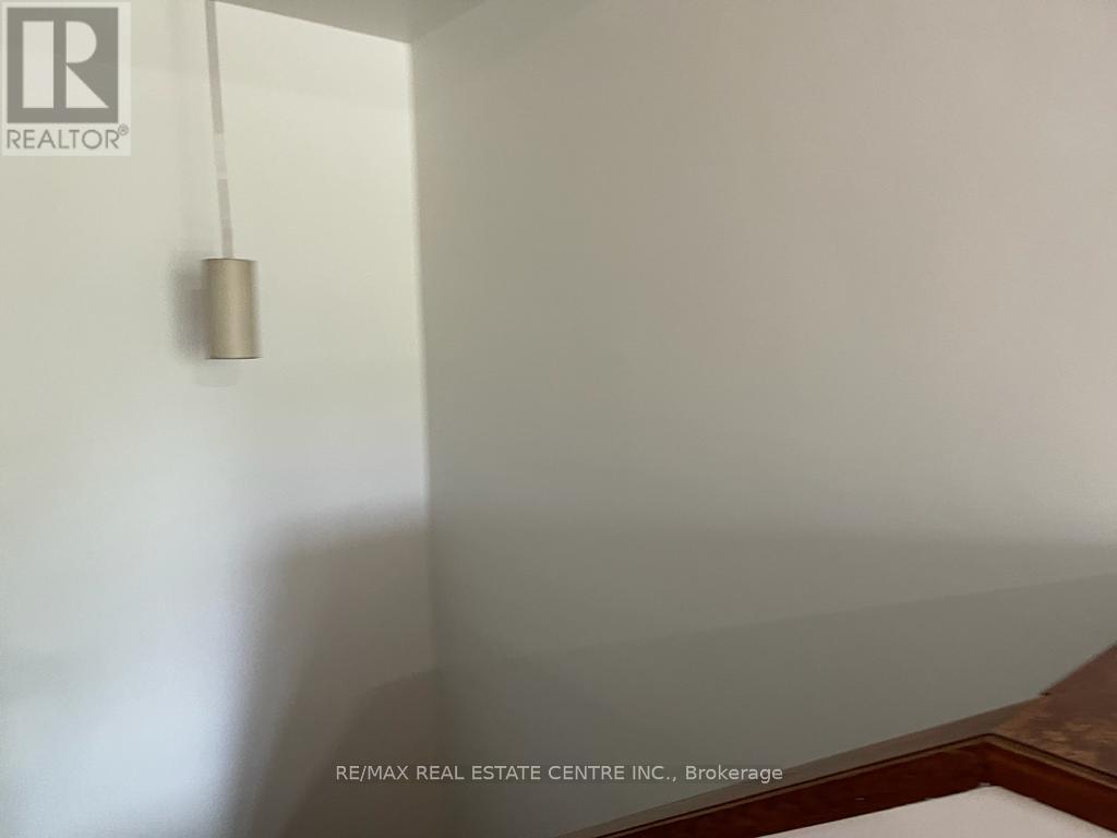 3274 Mississauga Road, Mississauga, Ontario  L5L 1J4 - Photo 33 - W13781732