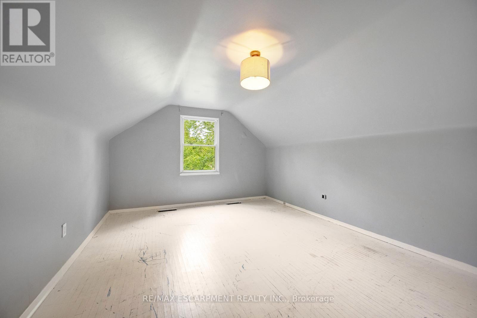 7 Washington Avenue, Oakville, Ontario  L6K 1W5 - Photo 23 - W13781814
