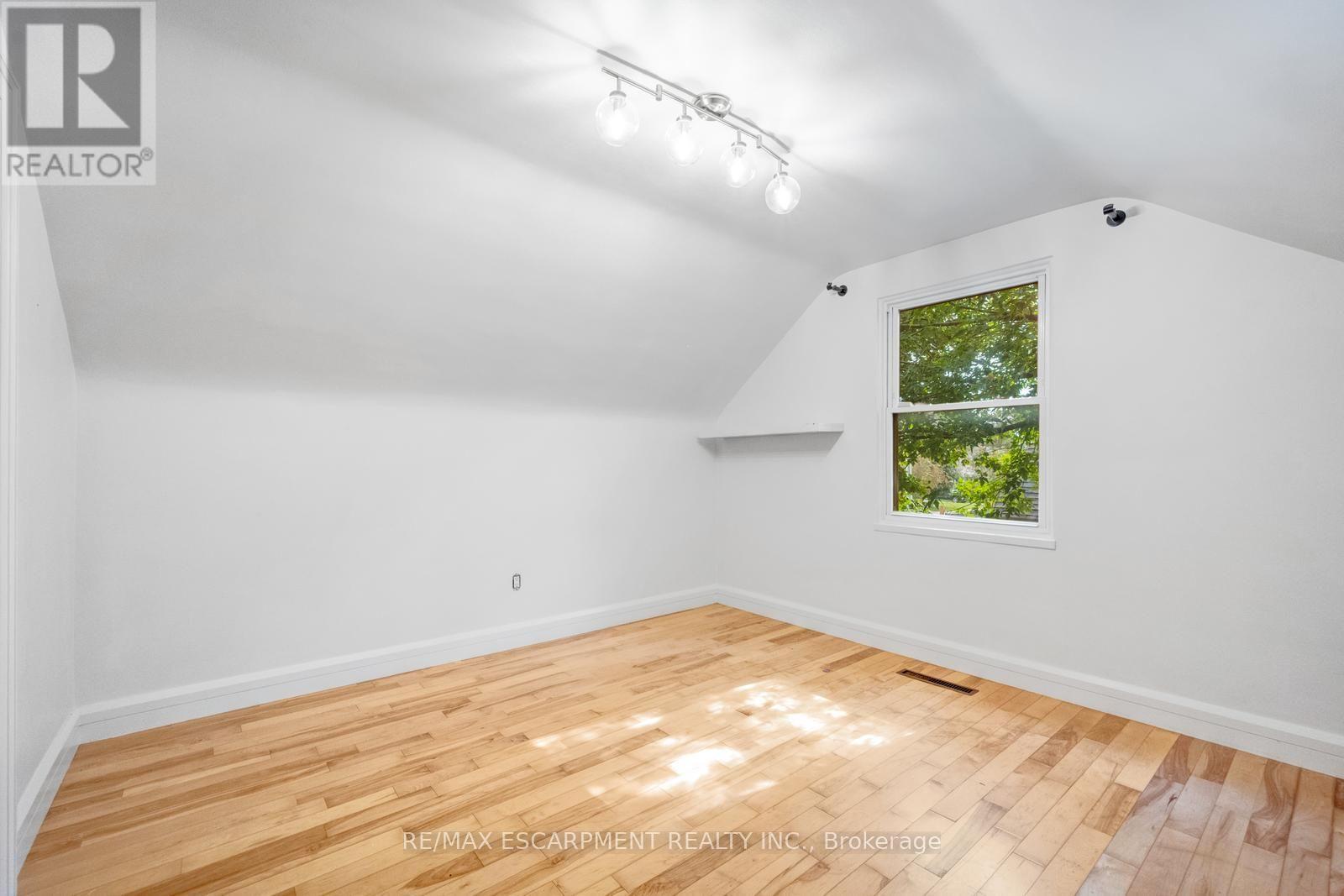 7 Washington Avenue, Oakville, Ontario  L6K 1W5 - Photo 27 - W13781814
