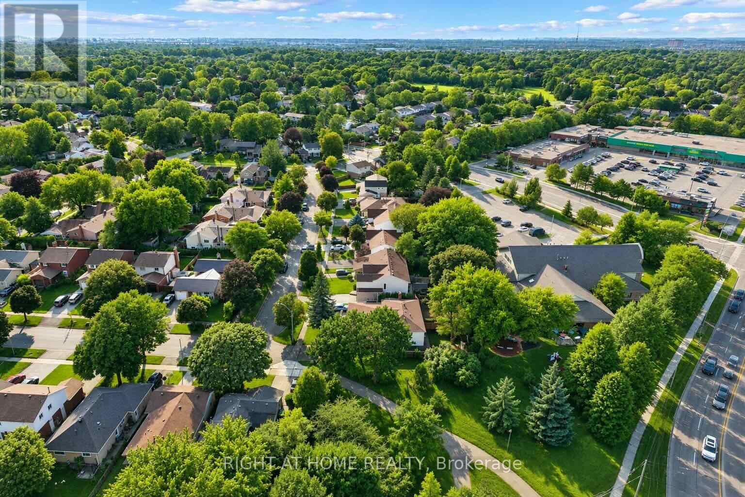 3363 Masthead Crescent, Mississauga, Ontario  L5L 1G9 - Photo 3 - W13781848