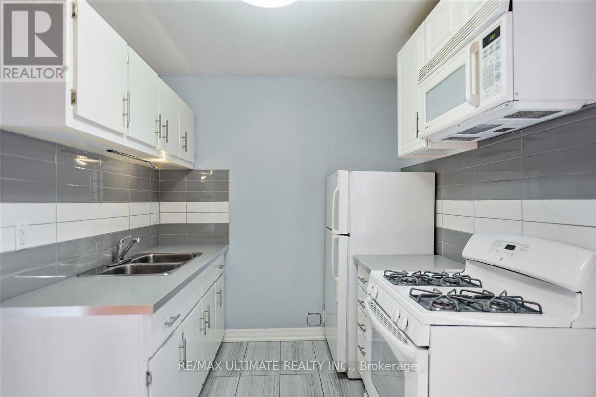 299 Delaware Avenue, Toronto, Ontario  M6H 2T7 - Photo 19 - W13781858