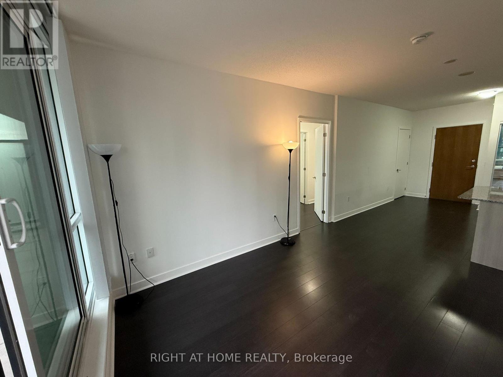 3975 Grand Park Drive, Mississauga, Ontario  L5B 0K4 - Photo 10 - W13781860