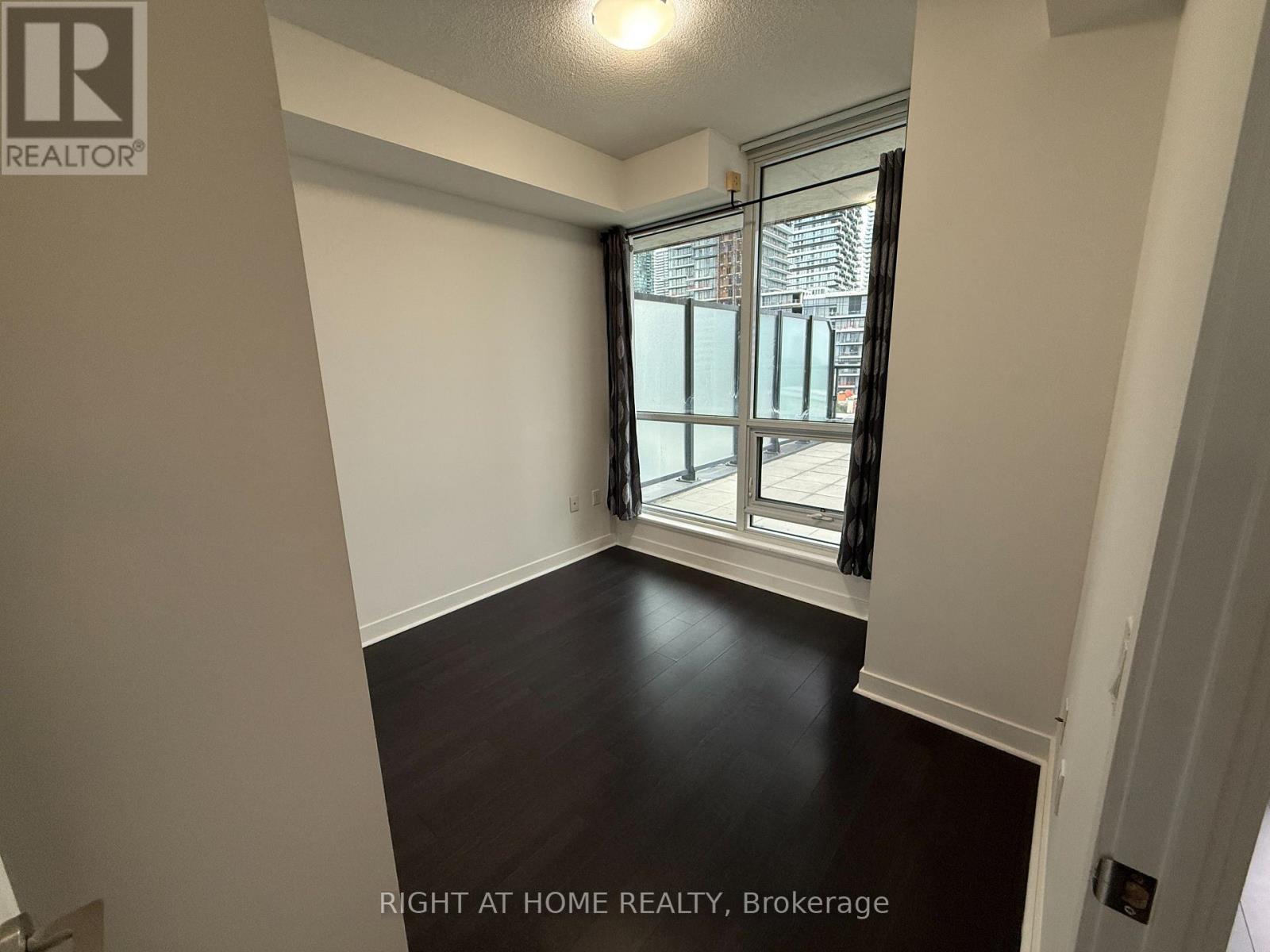 3975 Grand Park Drive, Mississauga, Ontario  L5B 0K4 - Photo 18 - W13781860