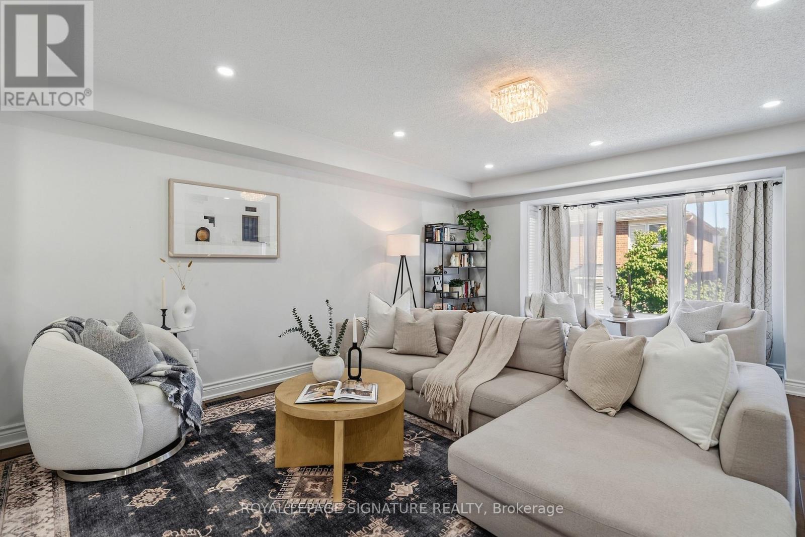 3195 Munson Crescent, Burlington, Ontario  L7M 0B9 - Photo 1 - W13781902