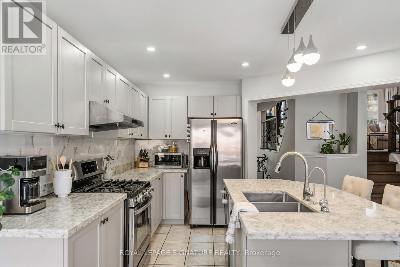 3195 Munson Crescent, Burlington, Ontario  L7M 0B9 - Photo 6 - W13781902