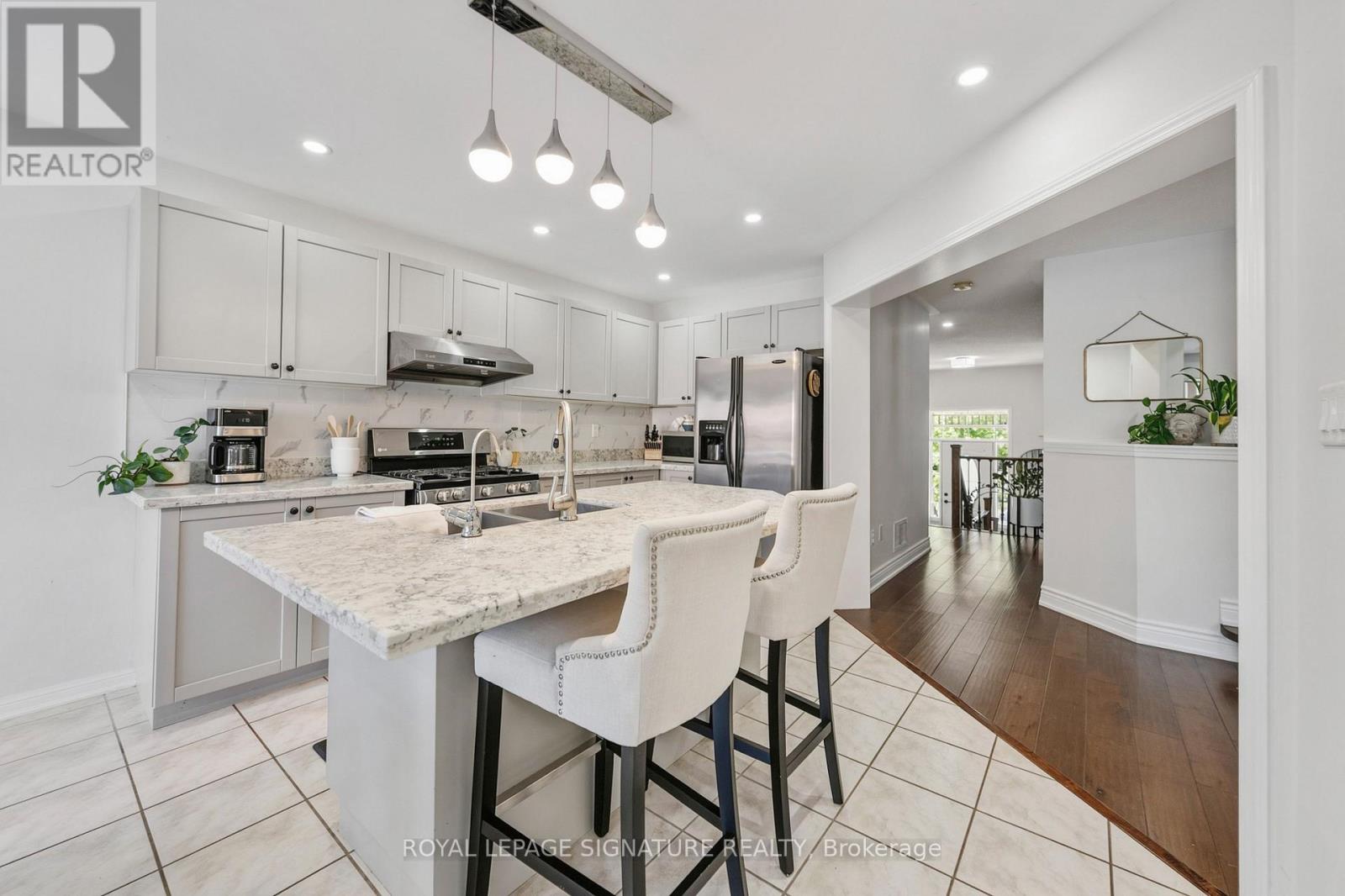 3195 Munson Crescent, Burlington, Ontario  L7M 0B9 - Photo 7 - W13781902