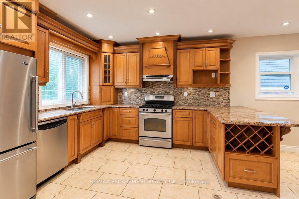 31 Fairleigh Crescent, Hamilton, Ontario  L8M 2L1 - Photo 10 - X13781772