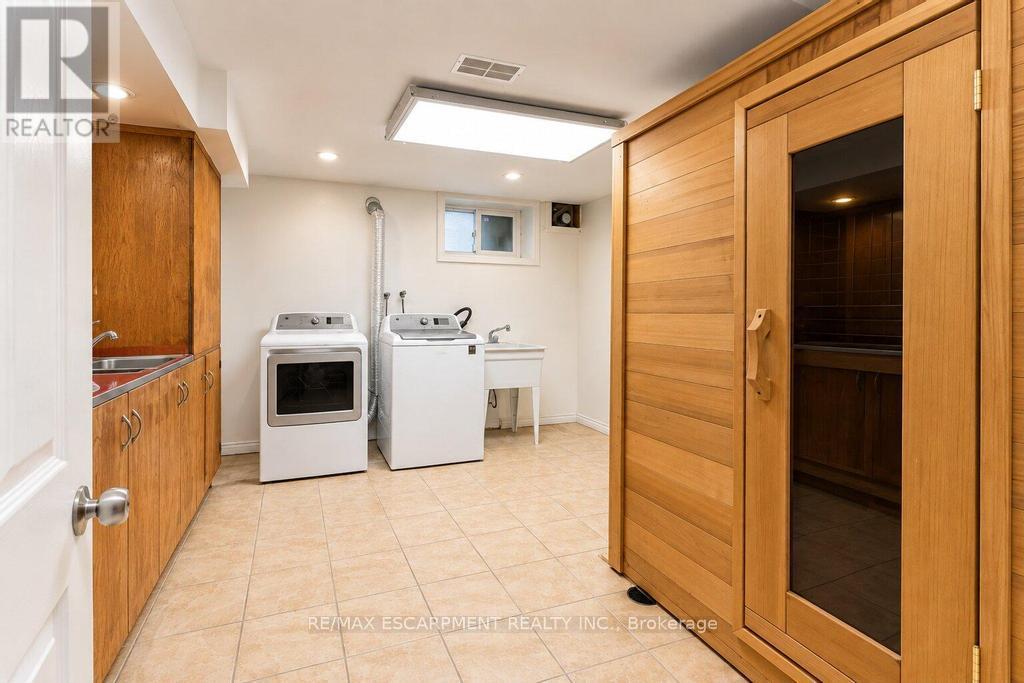 31 Fairleigh Crescent, Hamilton, Ontario  L8M 2L1 - Photo 26 - X13781772