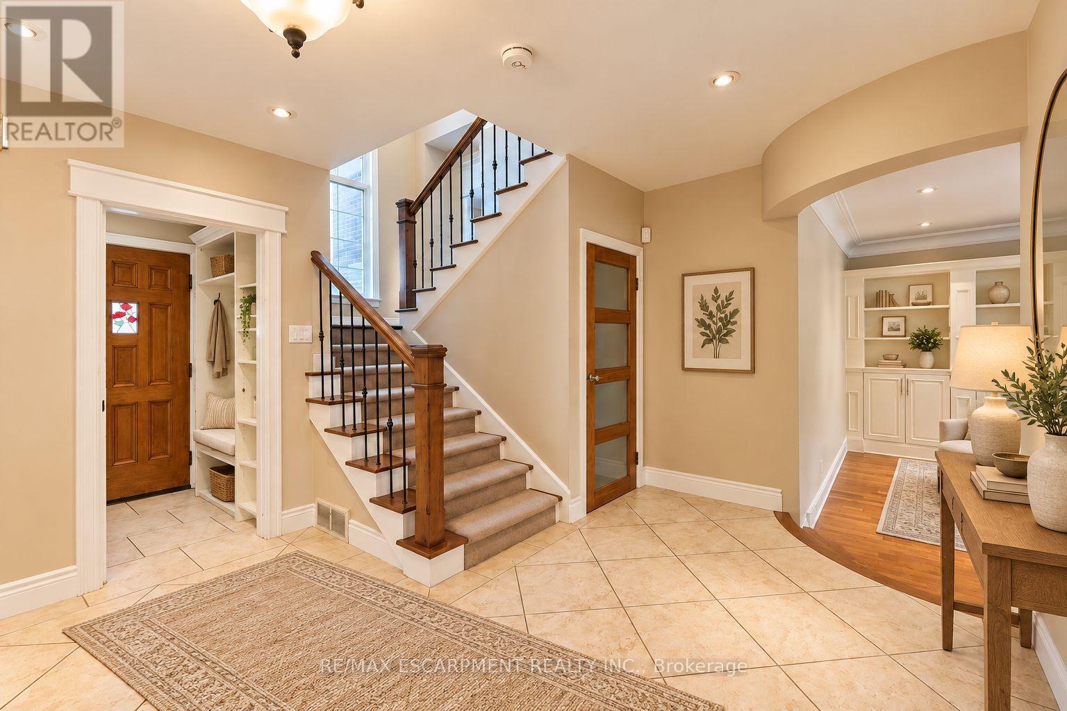 31 Fairleigh Crescent, Hamilton, Ontario  L8M 2L1 - Photo 4 - X13781772
