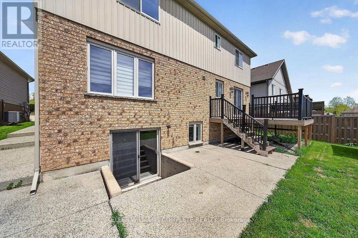 9128 Hendershot Boulevard, Niagara Falls, Ontario  L2H 0E3 - Photo 24 - X13781828