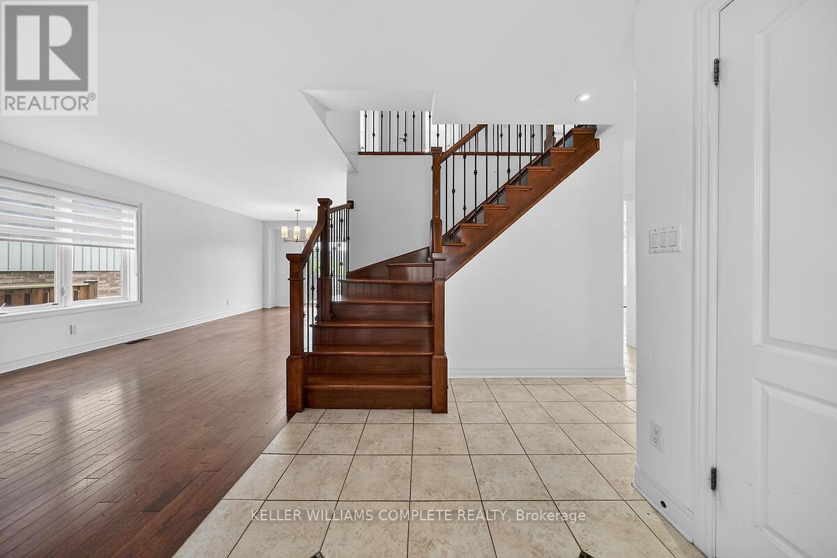 9128 Hendershot Boulevard, Niagara Falls, Ontario  L2H 0E3 - Photo 5 - X13781828