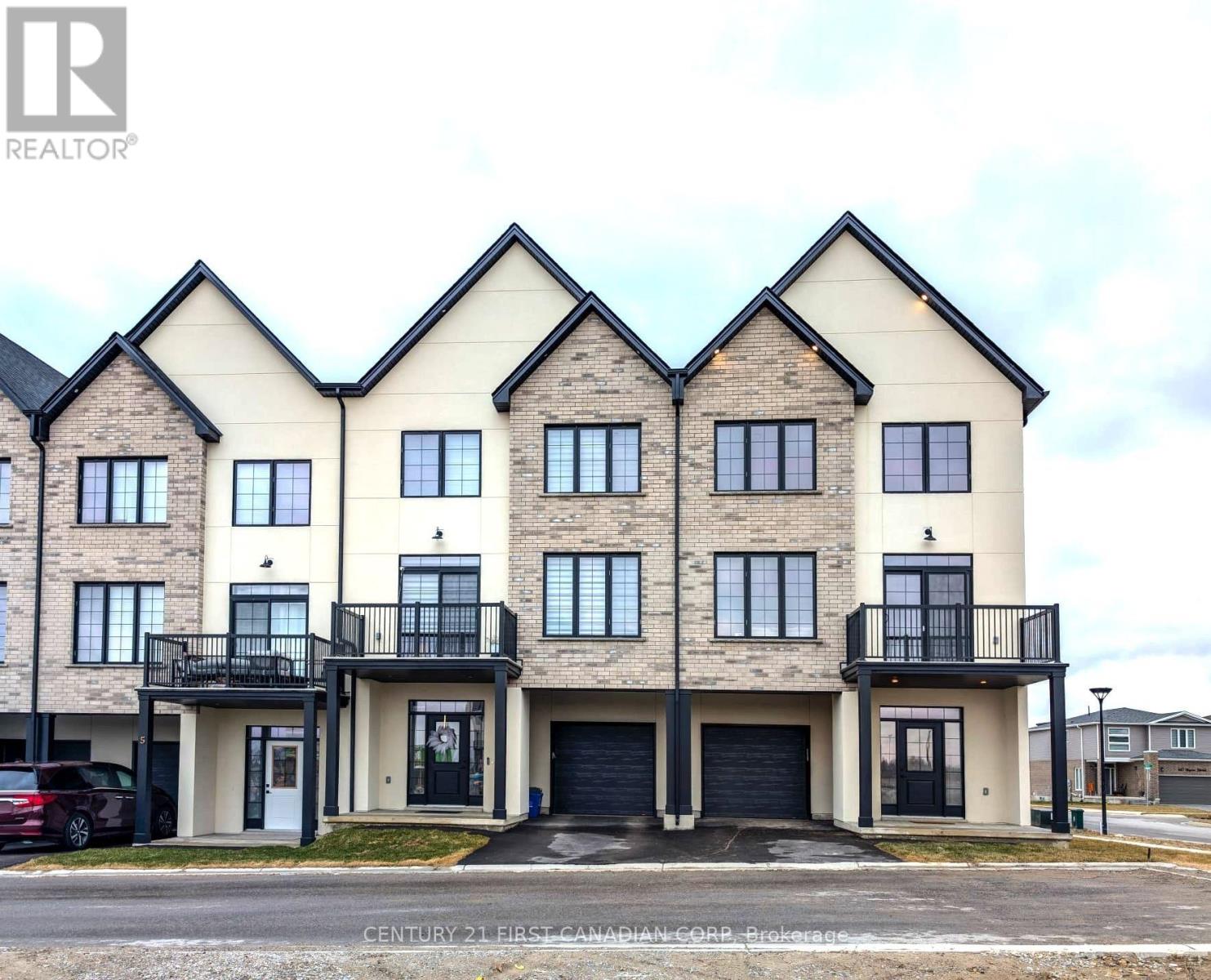 38 - 235 KENNINGTON WAY, London South, Ontario