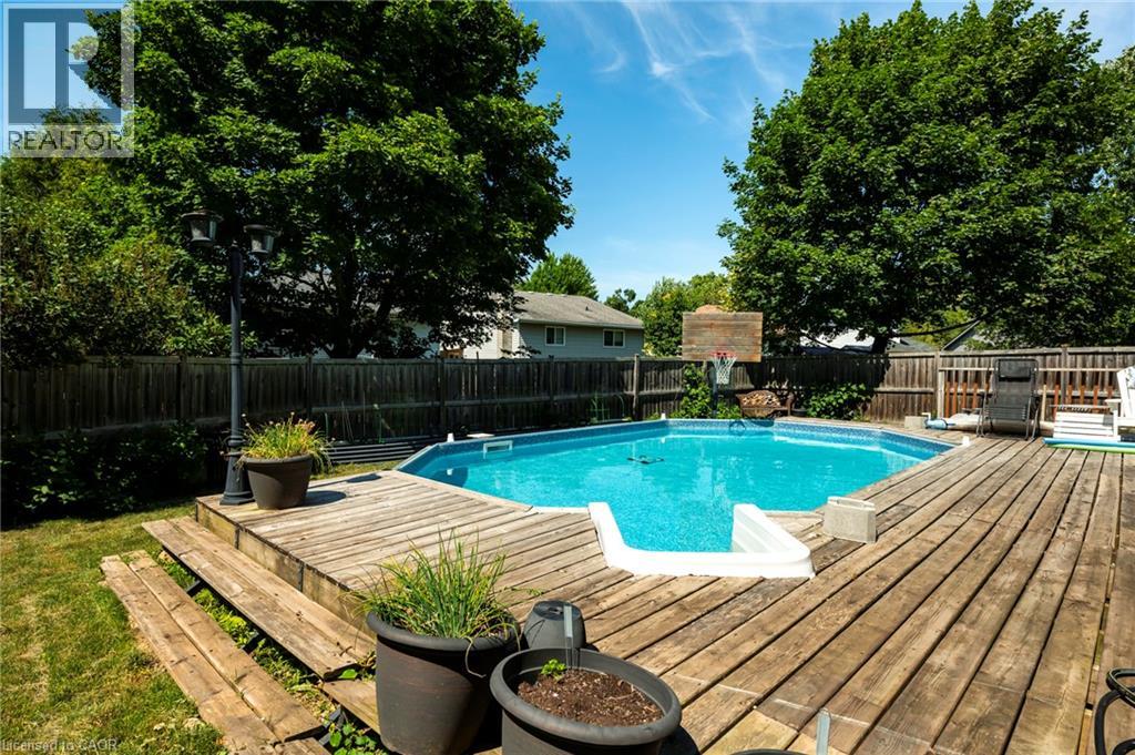 364 Stoneheight Place, Waterloo, Ontario  N2V 2A8 - Photo 4 - 40862504