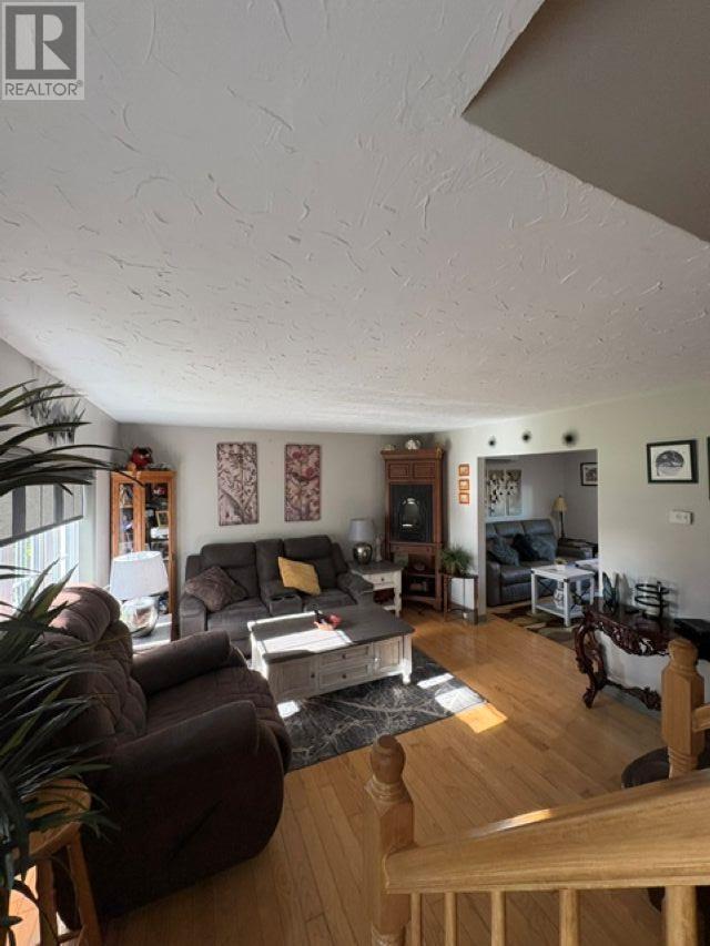 6452 RTE 19 photo 14