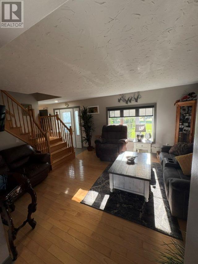 6452 RTE 19 photo 16