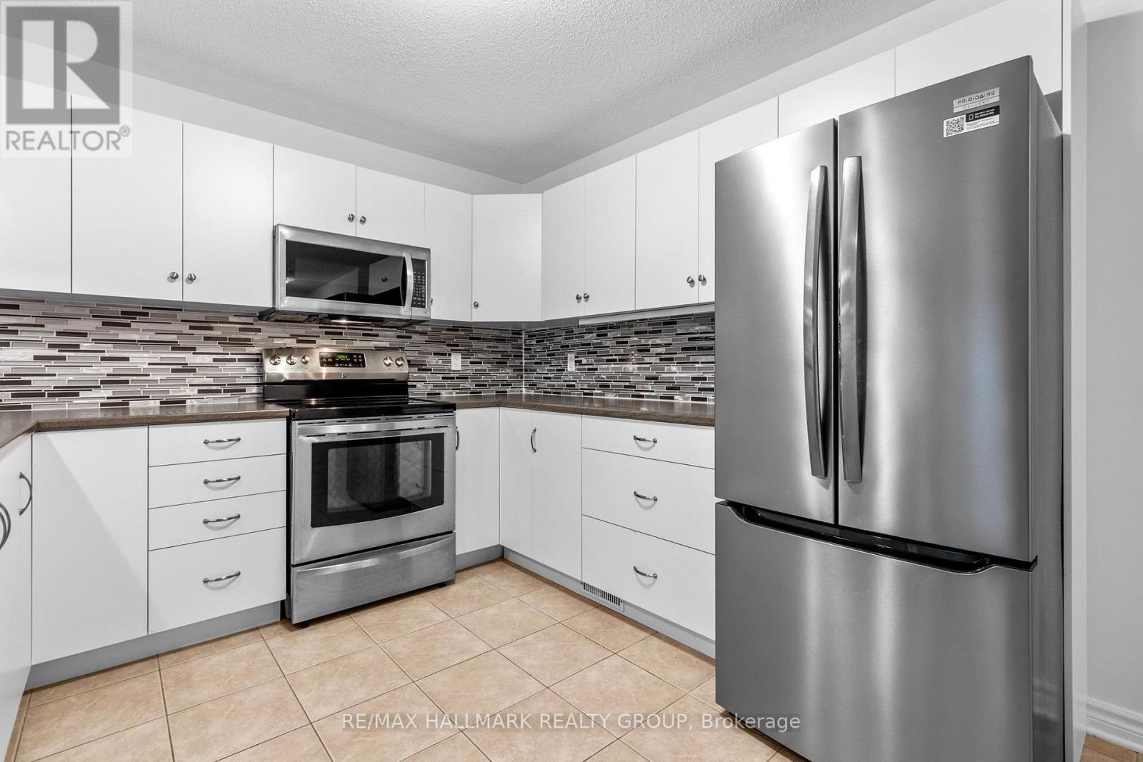 3 Horton Street, Mississippi Mills, Ontario  K0A 1A0 - Photo 8 - X13773732