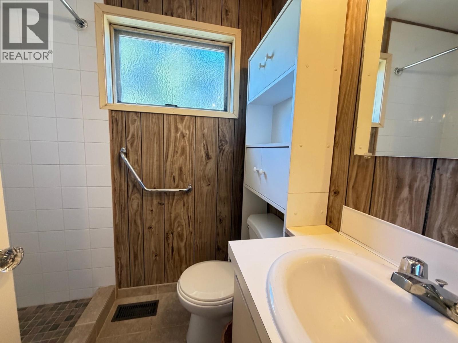 8241 Peterson Road, Fraser Lake, British Columbia  V0J 1S0 - Photo 31 - R3115384