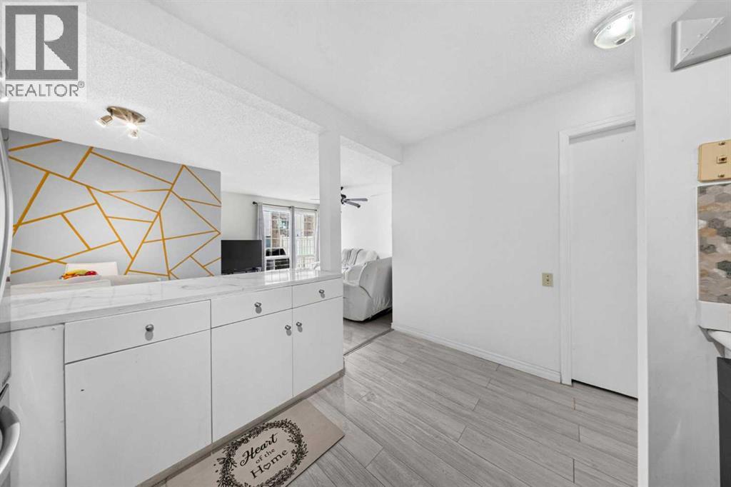 711, 200 Brookpark Drive Sw, Calgary, Alberta T2W 3E5 - Photo 11 - A2338062