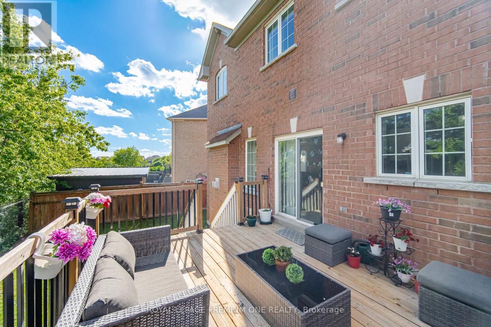 62 Lost Pond Crescent, Whitchurch-Stouffville, Ontario  L4A 0R4 - Photo 40 - N13781344