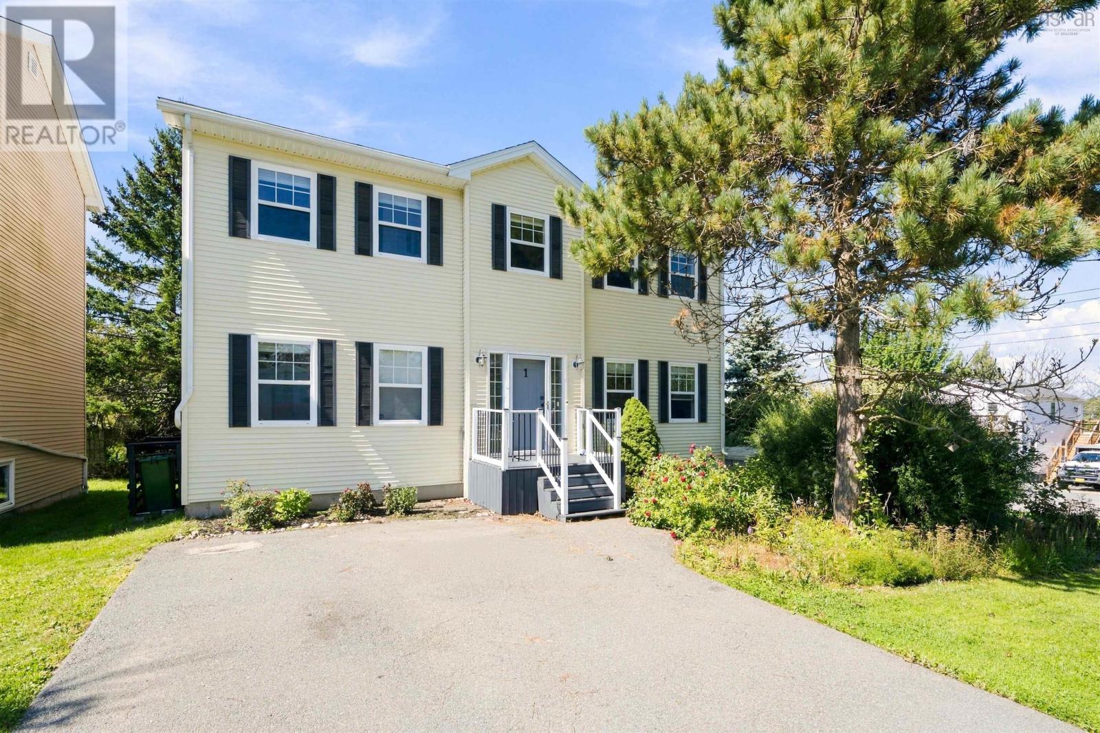 1 Gordon Street, Bedford, Nova Scotia  B4A 2N6 - Photo 3 - 202623257