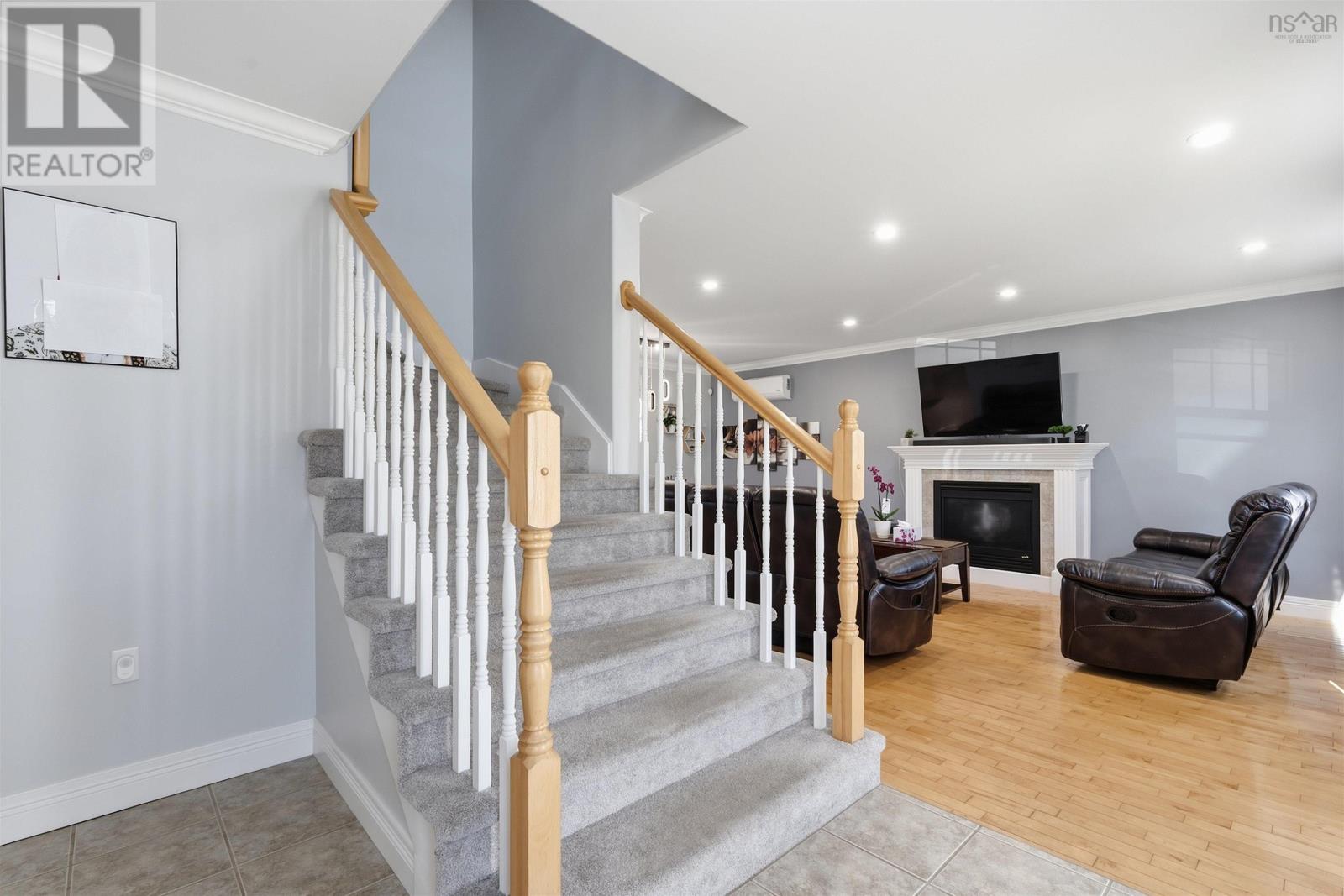 1 Gordon Street, Bedford, Nova Scotia  B4A 2N6 - Photo 5 - 202623257