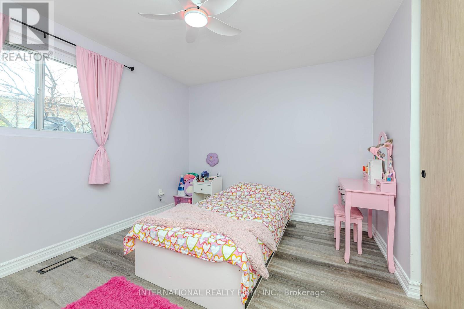 1291 Consort Crescent, Burlington, Ontario  L7M 1J8 - Photo 22 - W13781908