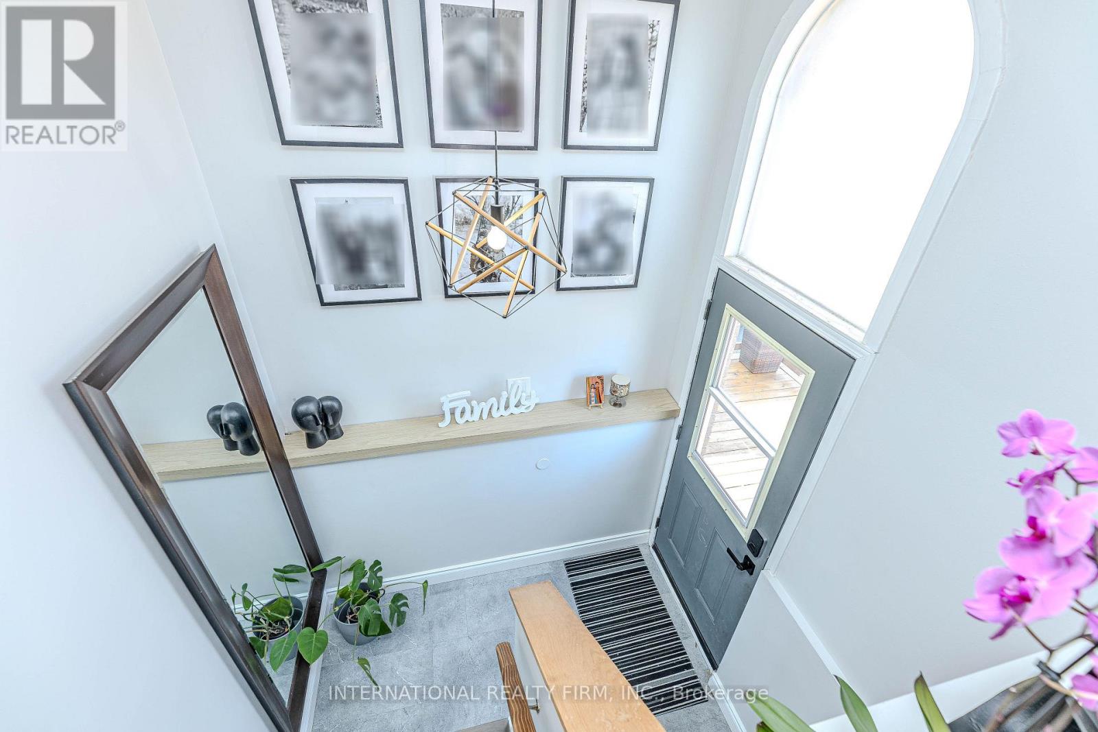 1291 Consort Crescent, Burlington, Ontario  L7M 1J8 - Photo 6 - W13781908