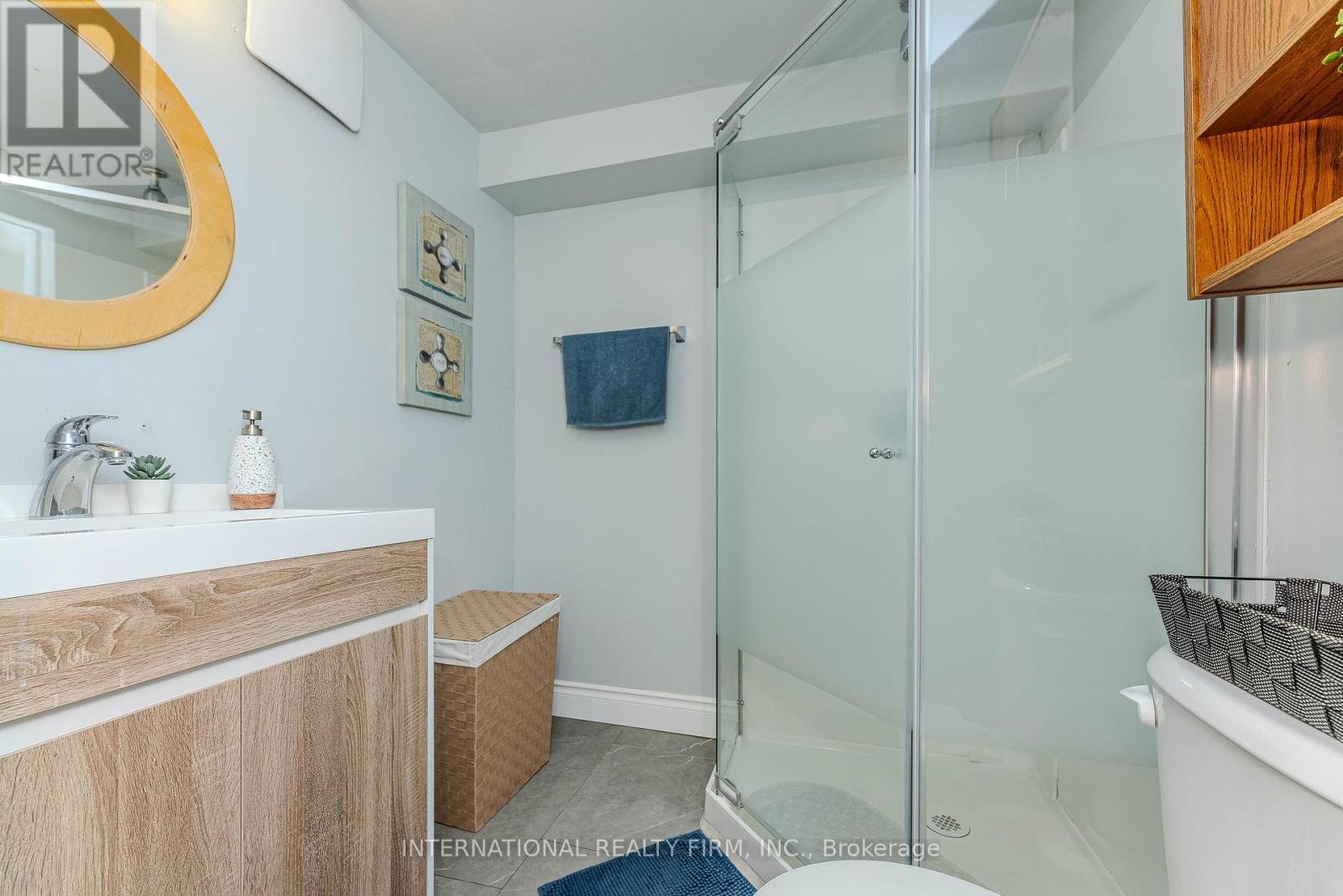 1291 Consort Crescent, Burlington, Ontario  L7M 1J8 - Photo 40 - W13781908