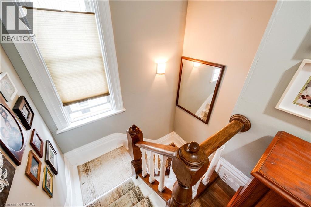 72 Pearl Street, Brantford, Ontario  N3T 3N7 - Photo 25 - 40862056