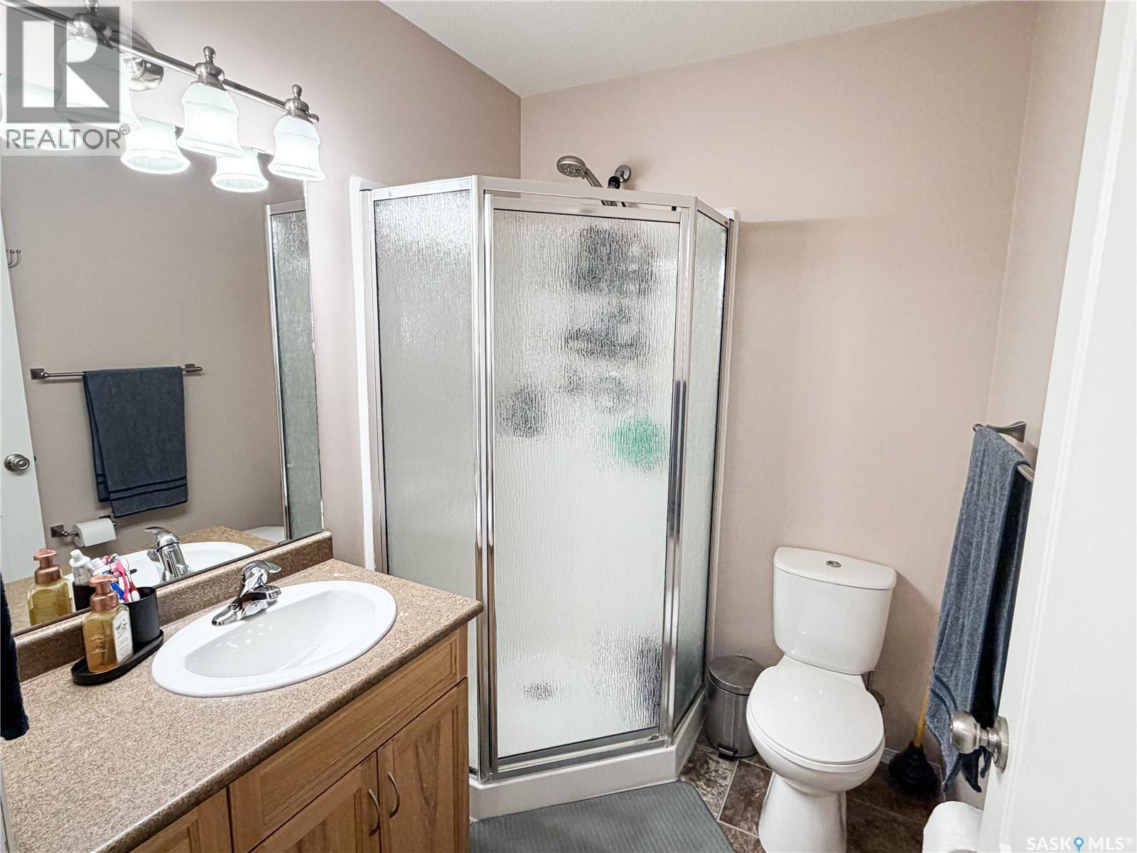 604 7th Avenue W, Meadow Lake, Saskatchewan  S9X 1B1 - Photo 14 - SK048321