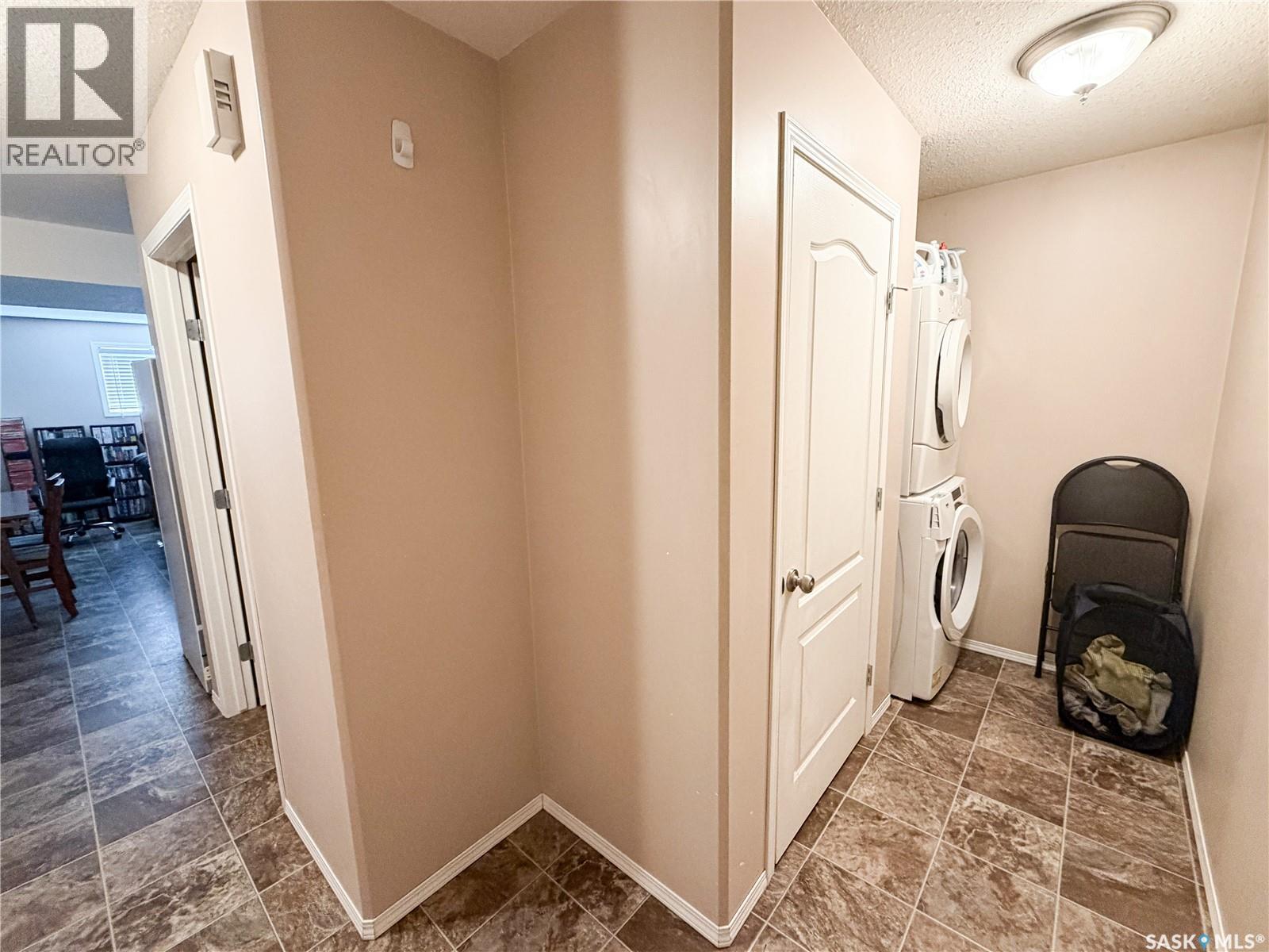 604 7th Avenue W, Meadow Lake, Saskatchewan  S9X 1B1 - Photo 28 - SK048321