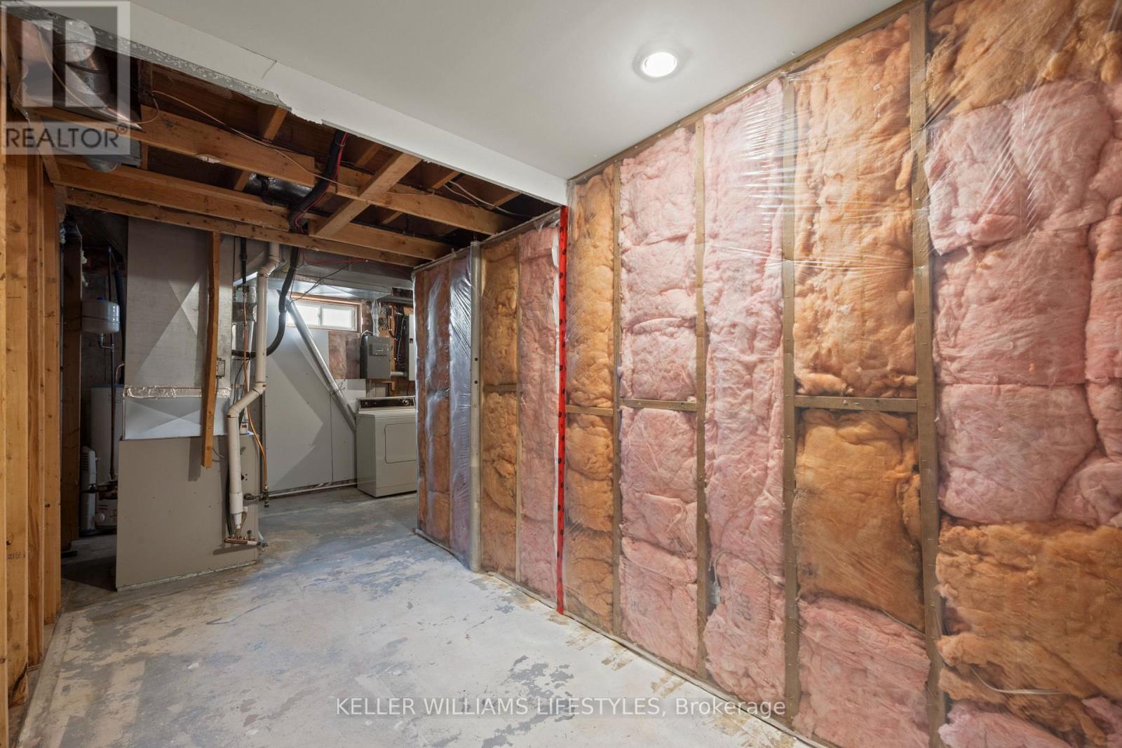 131 Prince Street, North Middlesex, Ontario  N0M 2K0 - Photo 30 - X13781982
