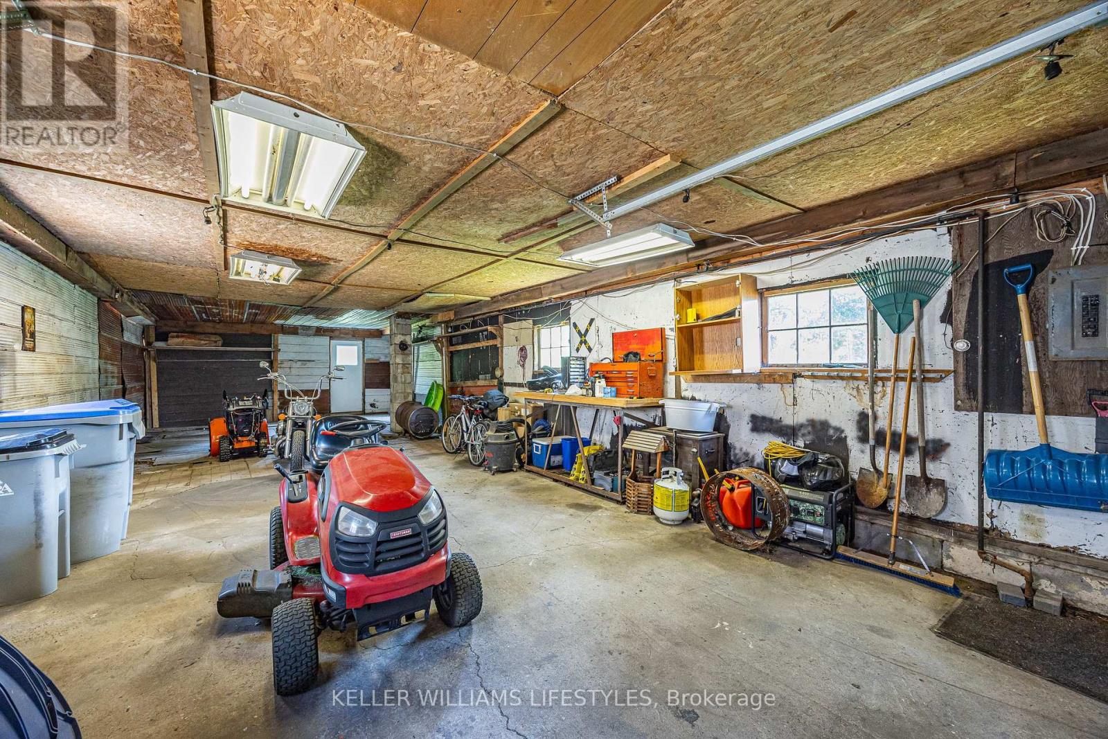 131 Prince Street, North Middlesex, Ontario  N0M 2K0 - Photo 32 - X13781982
