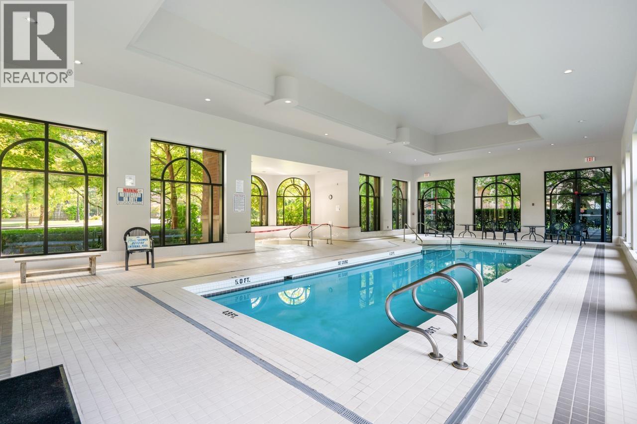Listing Picture 32 of 36 : 2305 6837 STATION HILL DRIVE, Burnaby / 本拿比 - 魯藝地產 Yvonne Lu Group - MLS Medallion Club Member