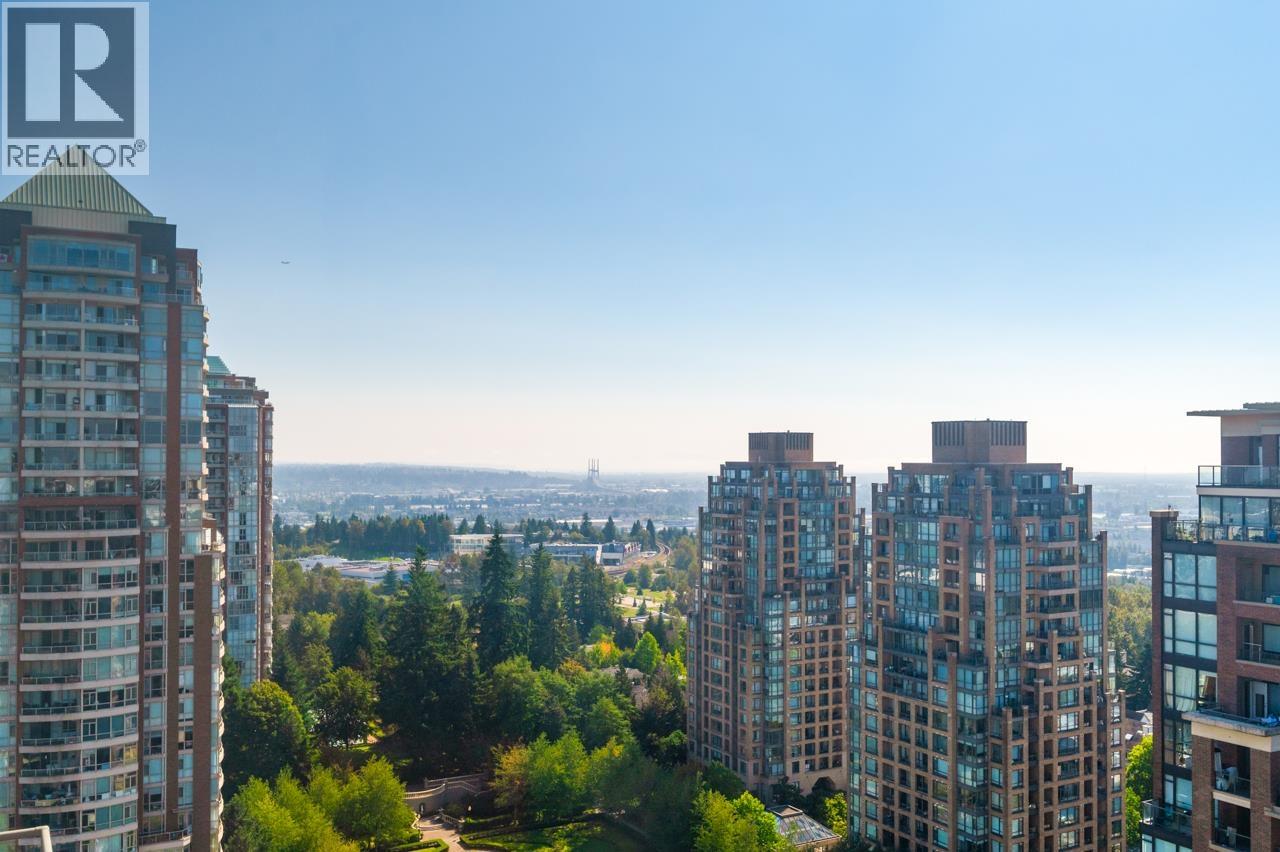 Listing Picture 27 of 36 : 2305 6837 STATION HILL DRIVE, Burnaby / 本拿比 - 魯藝地產 Yvonne Lu Group - MLS Medallion Club Member