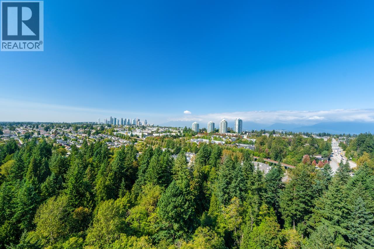 Listing Picture 23 of 36 : 2305 6837 STATION HILL DRIVE, Burnaby / 本拿比 - 魯藝地產 Yvonne Lu Group - MLS Medallion Club Member