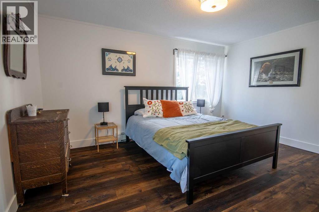 1101 6 Street SW, Sundre, Alberta  T0M 1X0 - Photo 37 - A2327643