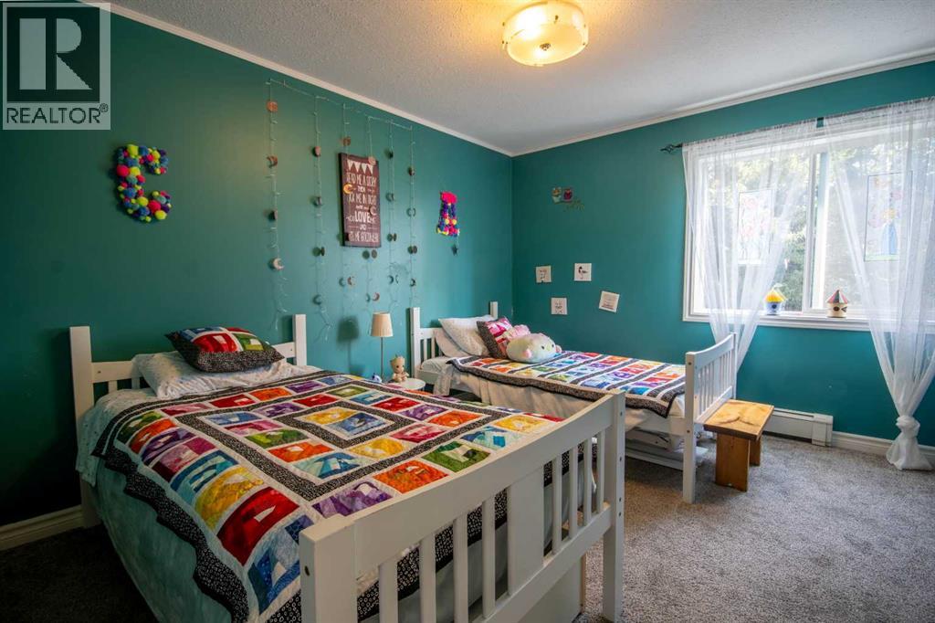 1101 6 Street SW, Sundre, Alberta  T0M 1X0 - Photo 47 - A2327643