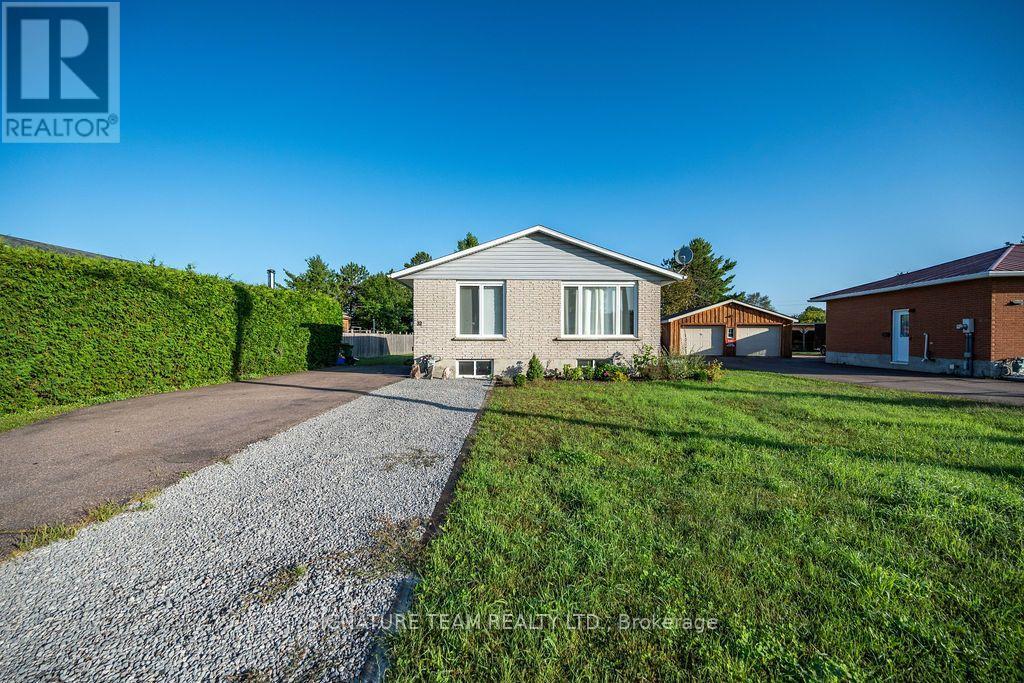 32 Herman Street, Petawawa, Ontario  K8H 1W2 - Photo 37 - X13781956